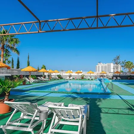 Olympia * Πλάγια ντε λας Αμέρικας