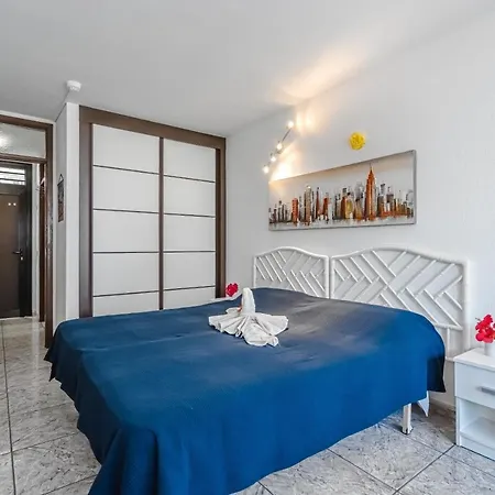 Olympia Holiday home *